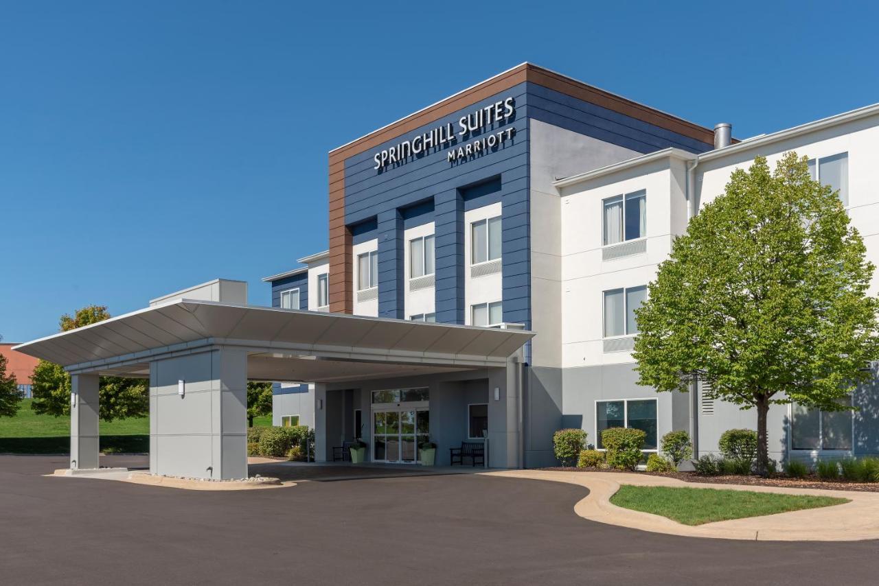 Springhill Suites Grand Rapids North Exterior photo