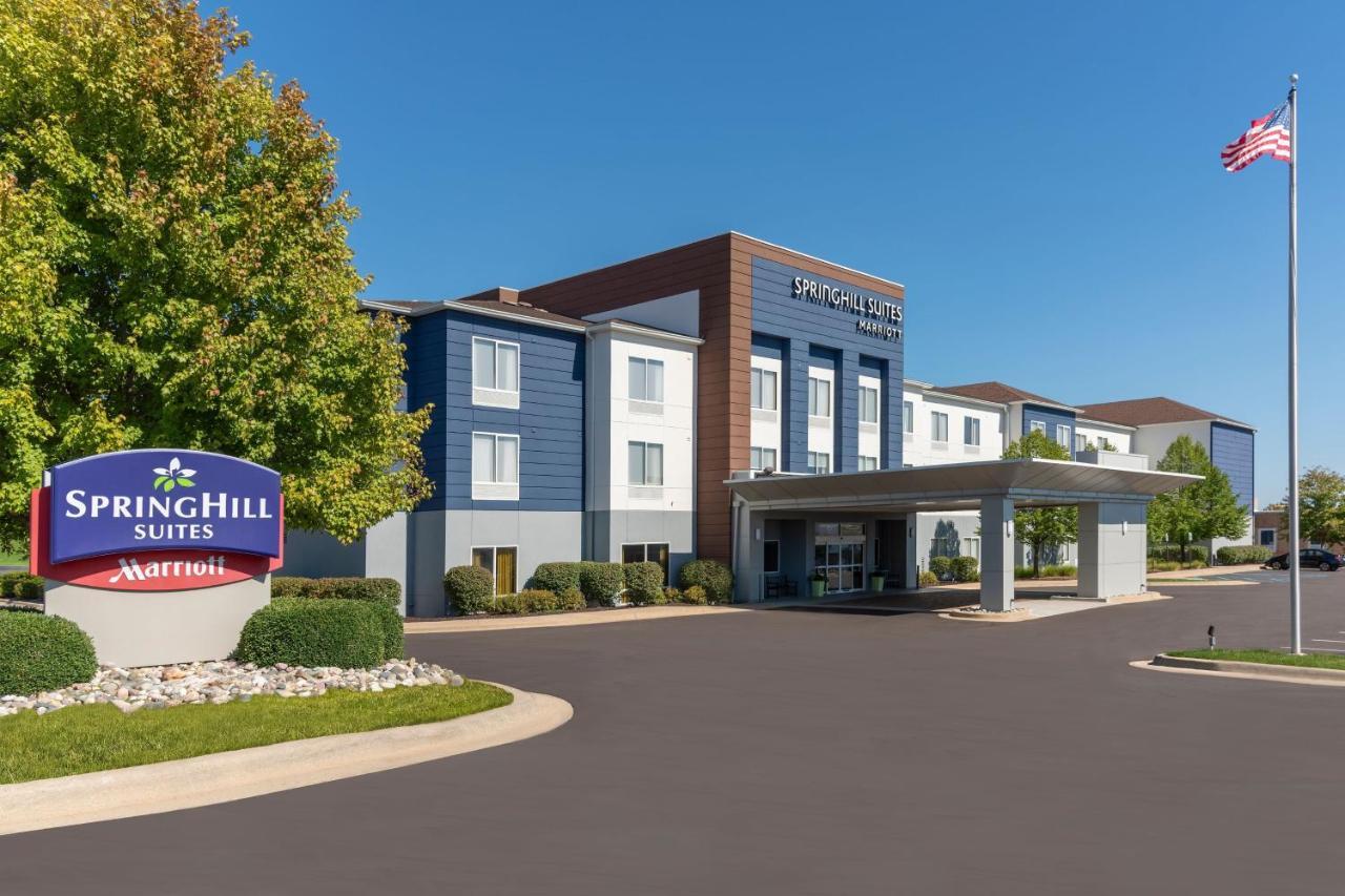 Springhill Suites Grand Rapids North Exterior photo