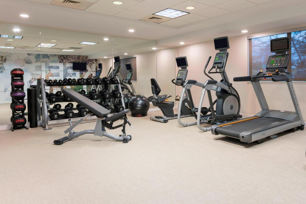 Springhill Suites Grand Rapids North Exterior photo